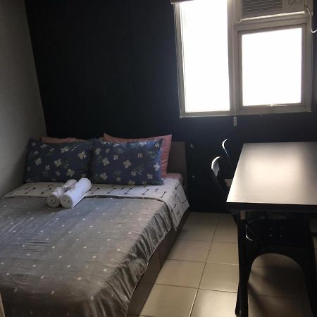 אפרטהוטל Mandaluyong Ronz Deca Hills מראה חיצוני תמונה