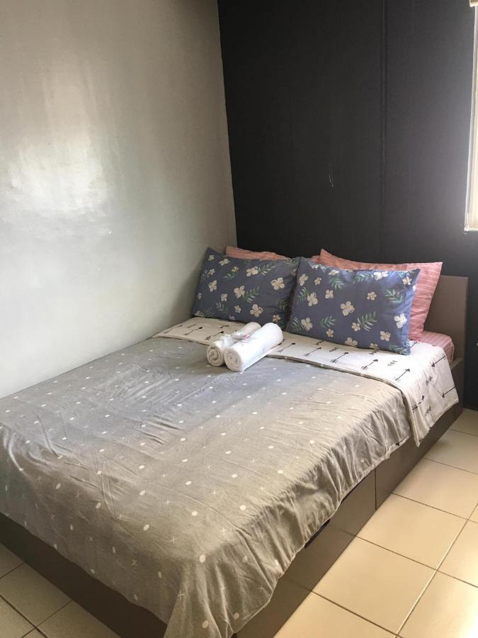 אפרטהוטל Mandaluyong Ronz Deca Hills מראה חיצוני תמונה